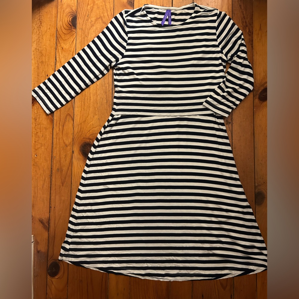 Seraphine Nursing Dress - knee length, navy and white striped, size 6